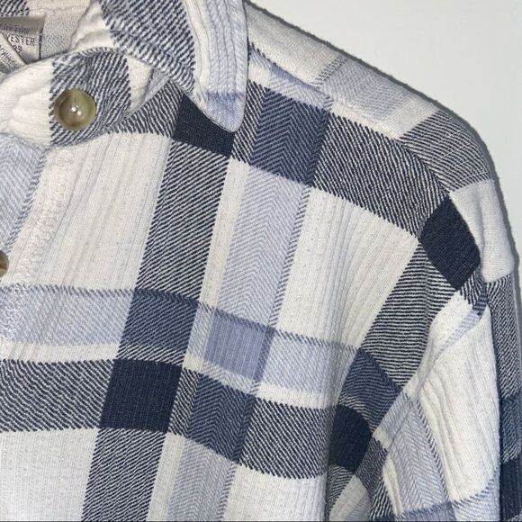 Vintage light blue plaid button up top - Picture 3 of 11